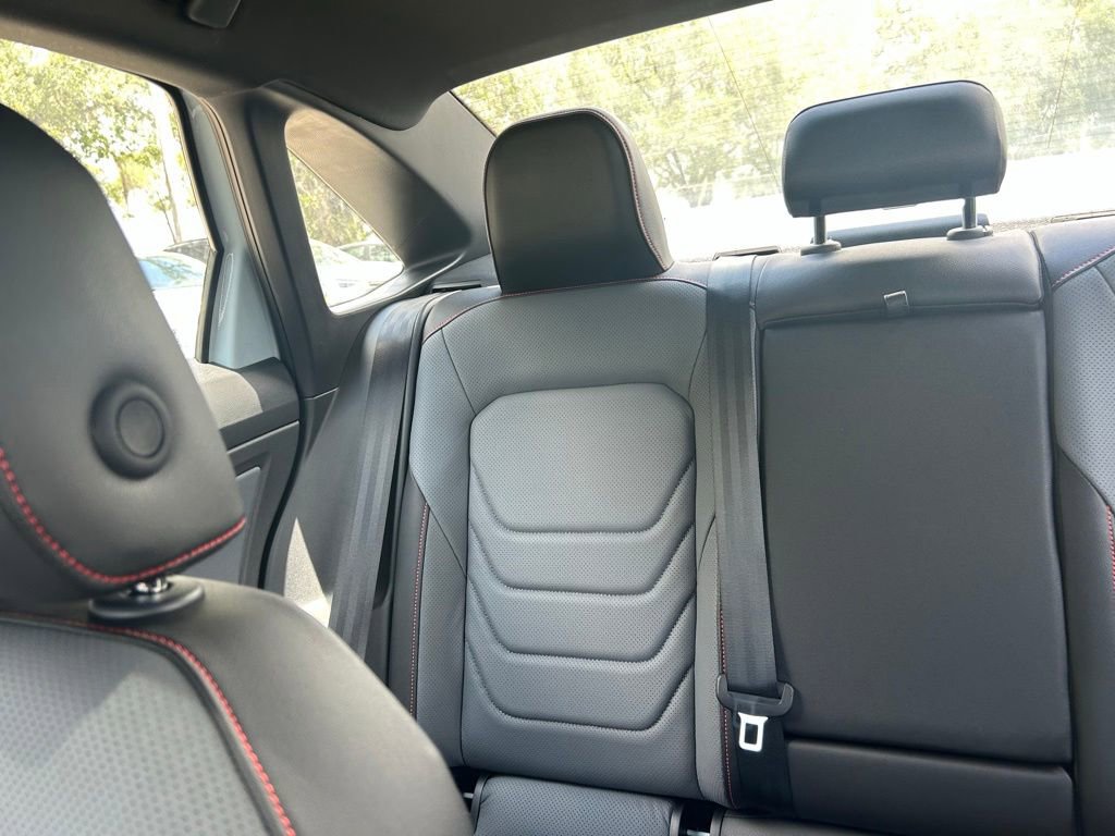 New 2026 Volkswagen Jetta GLI Autobahn FWD image 12