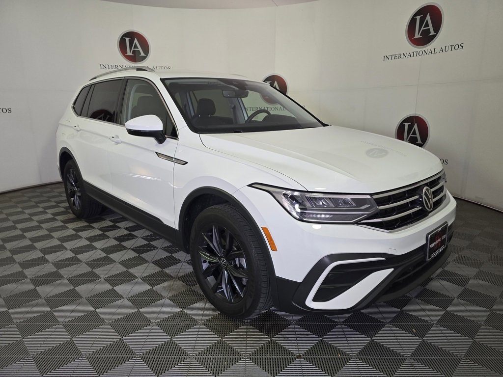 Used 2022 Volkswagen Tiguan SE
