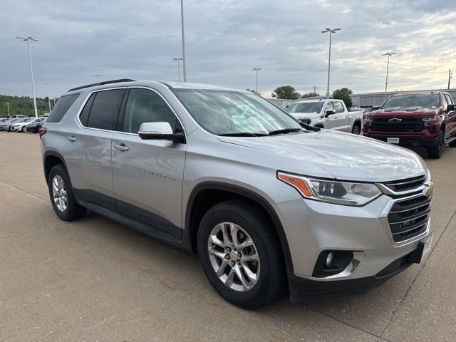 Used 2019 Chevrolet Traverse LT w/ LPO, Floor Liner Package AWD/4WD image 1