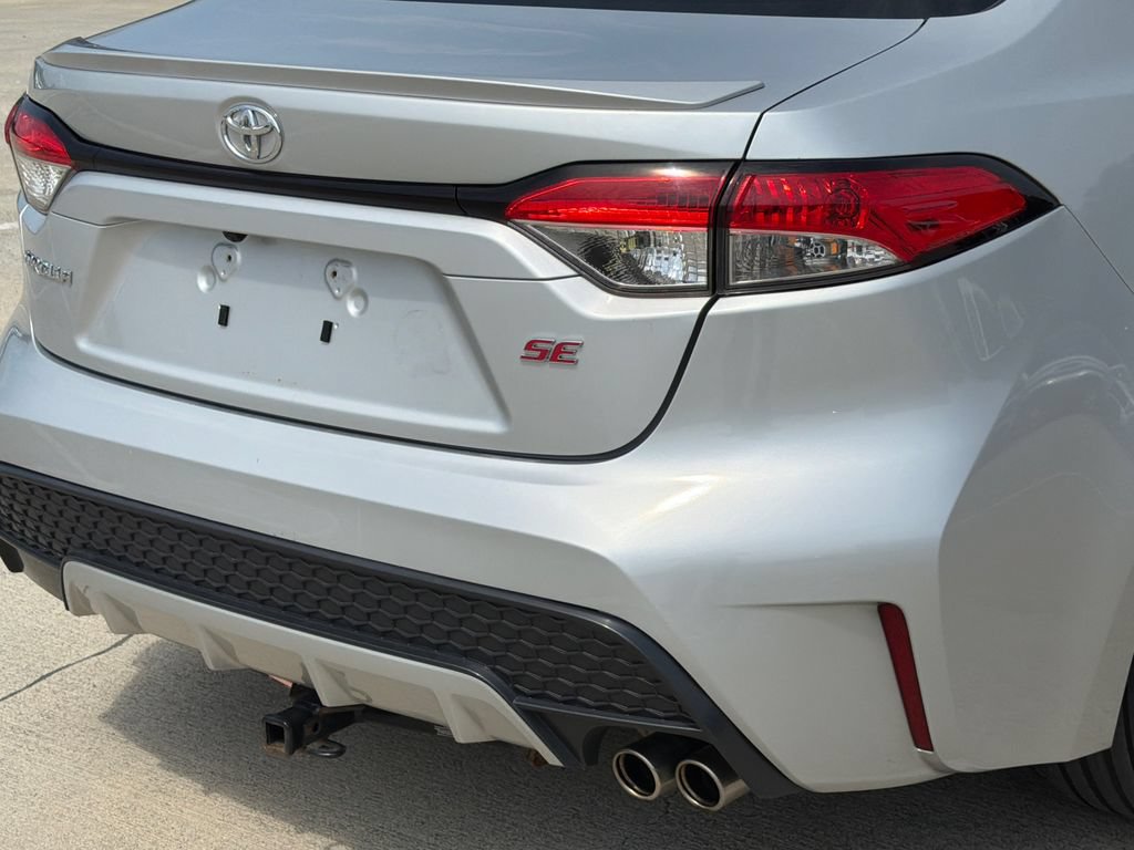 Used 2022 Toyota Corolla SE FWD image 5