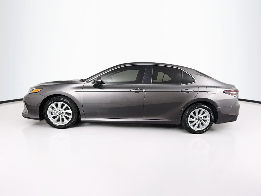 Used 2024 Toyota Camry LE FWD image 6