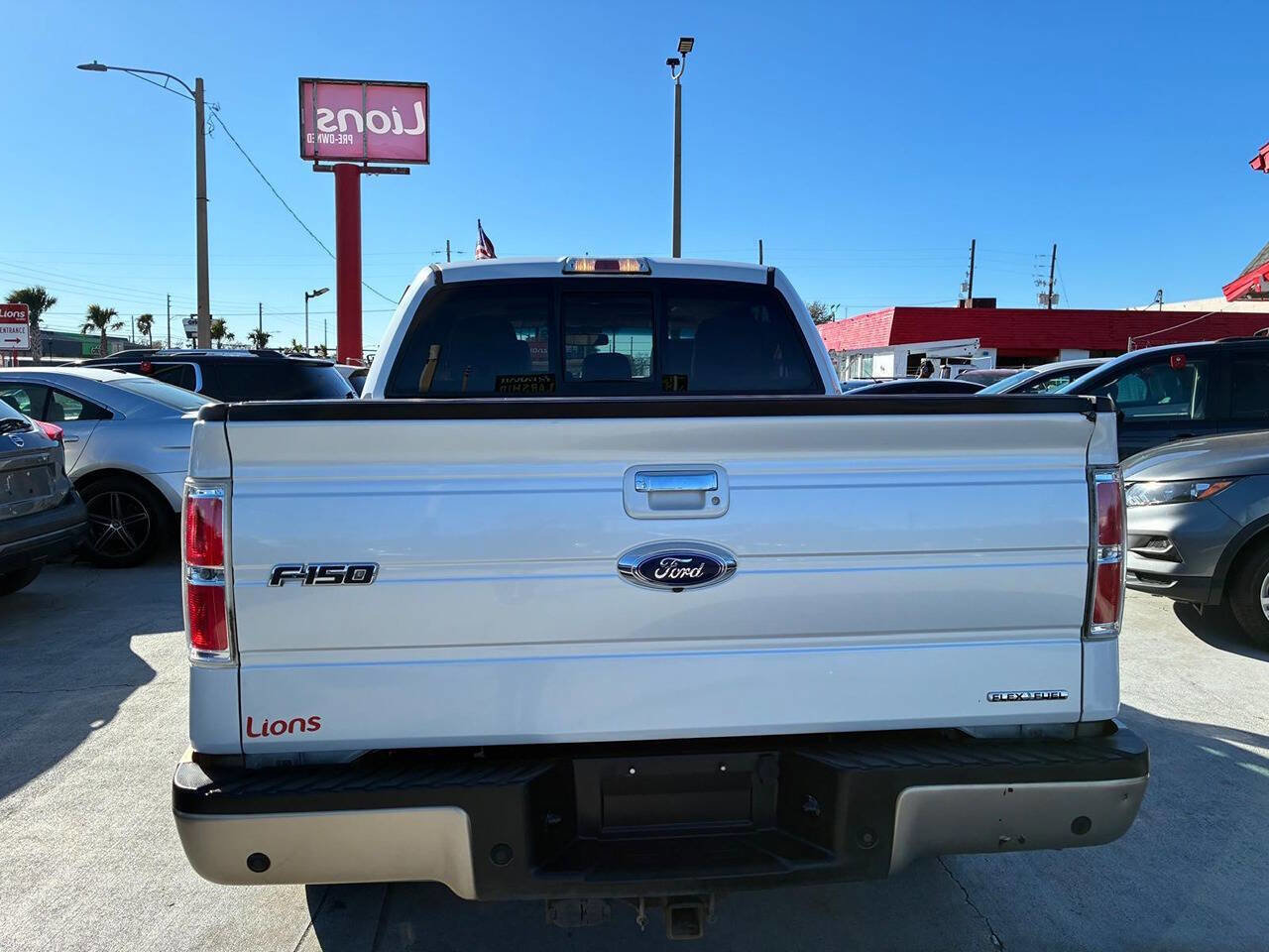 Used 2013 Ford F150 Lariat w/ Luxury Equipment Group image 11