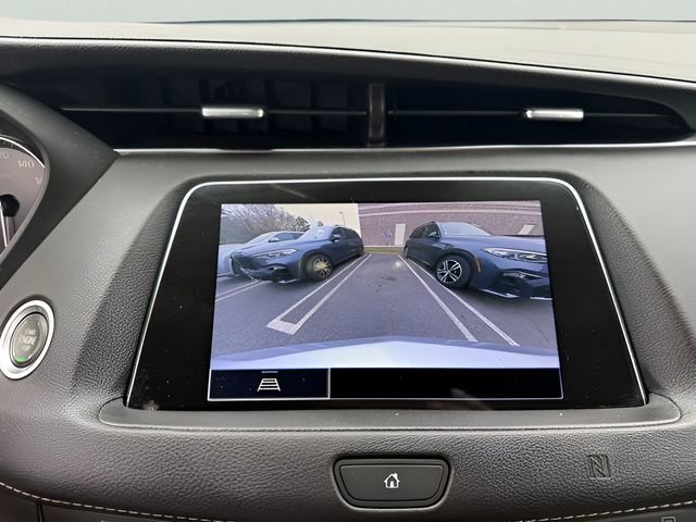 Used 2021 Cadillac XT4 Premium Luxury FWD image 14