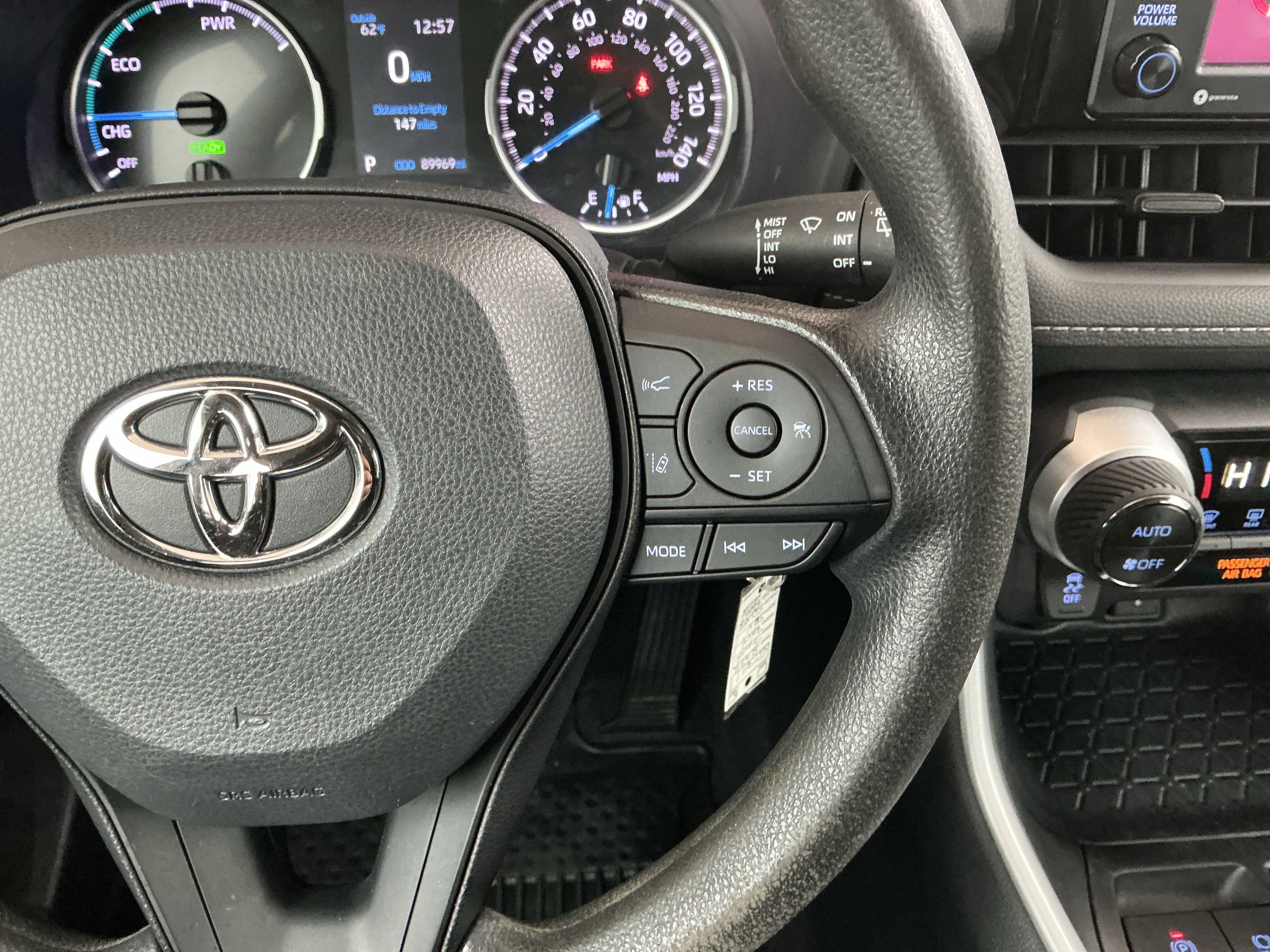 Certified 2022 Toyota RAV4 LE image 13