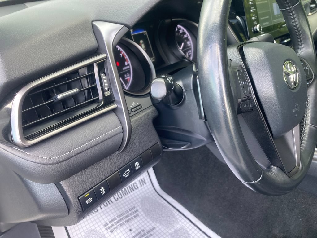 Used 2023 Toyota Camry SE FWD image 17