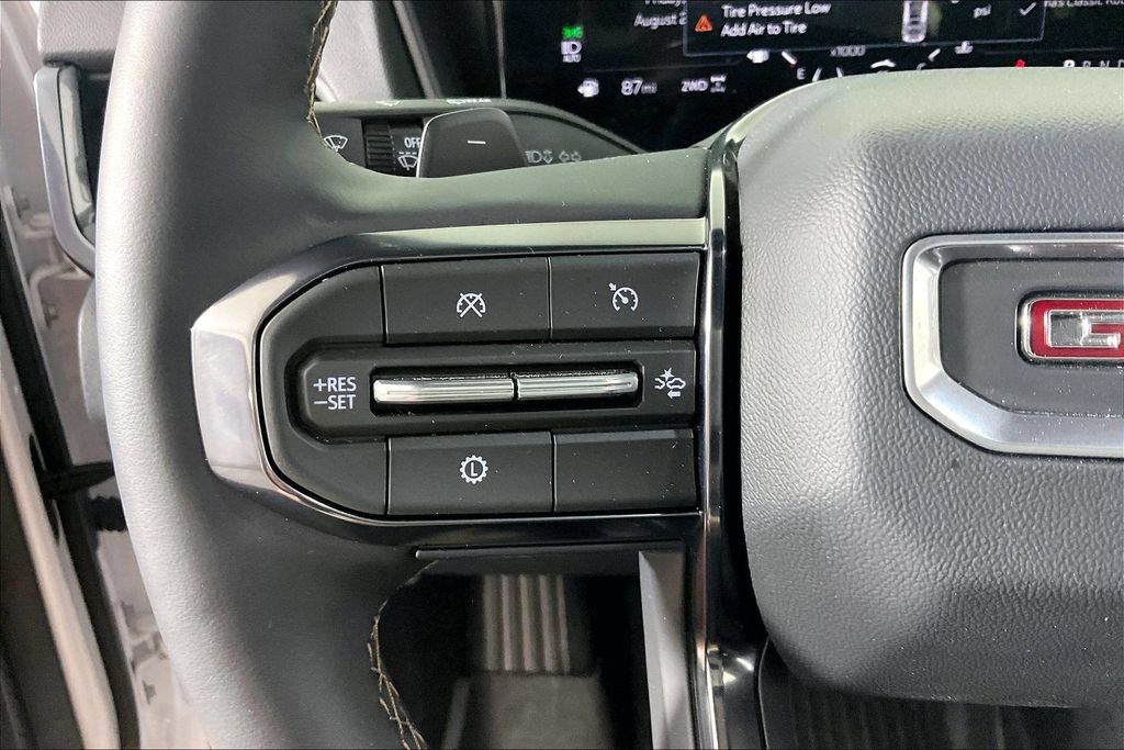 Used 2026 GMC Terrain AT4 w/ LPO, Floor Liner Package AWD/4WD image 9