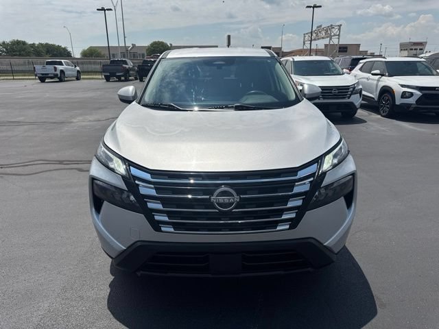 Used 2024 Nissan Rogue SV FWD image 10