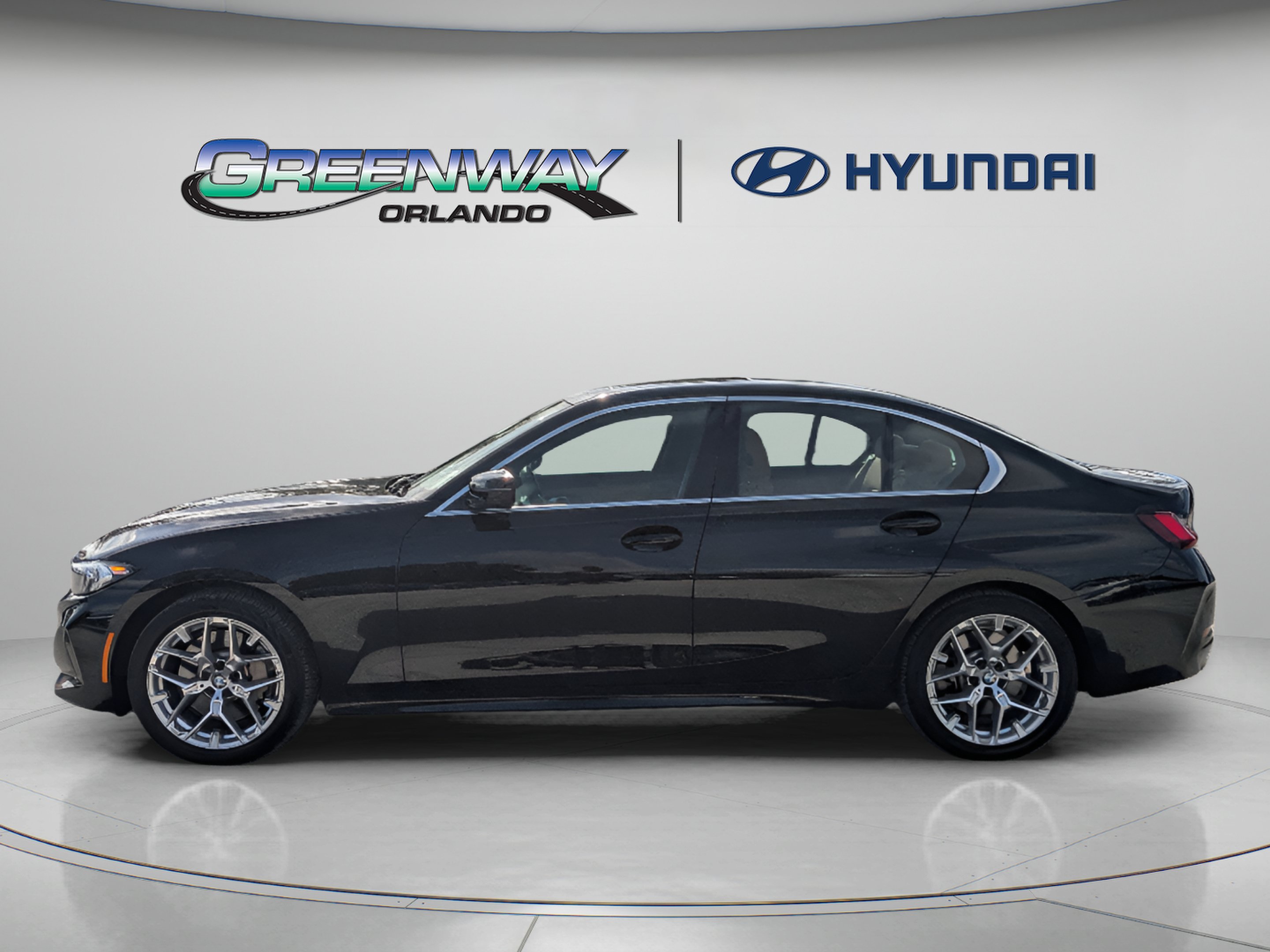 Used 2025 BMW 330i Sedan RWD image 5