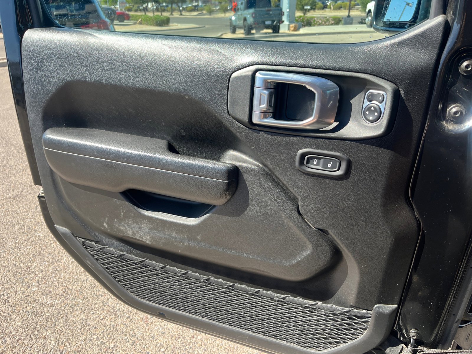 Used 2023 Jeep Gladiator Rubicon w/ Trailer Tow Package image 13