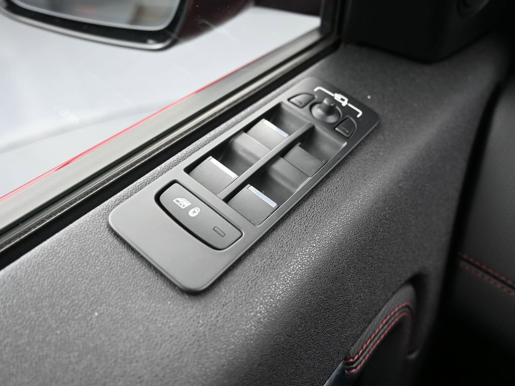 Used 2020 Land Rover Discovery Sport SE R-Dynamic image 20