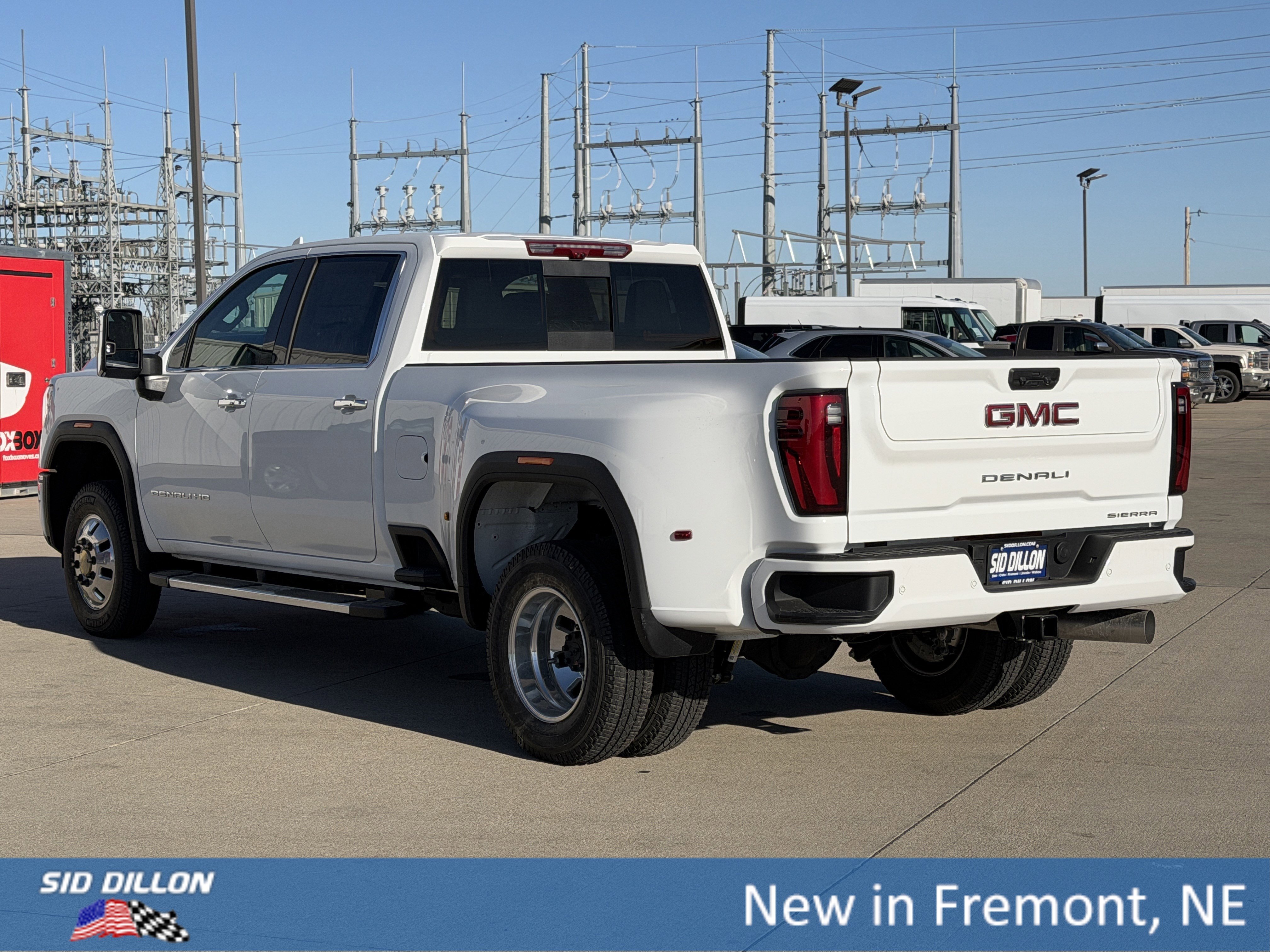 New 2026 GMC Sierra 3500 Denali w/ Denali Reserve Package image 7