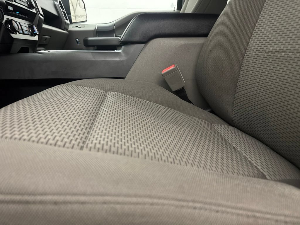 Used 2018 Ford F150 XLT w/ Equipment Group 302A Luxury AWD/4WD image 19
