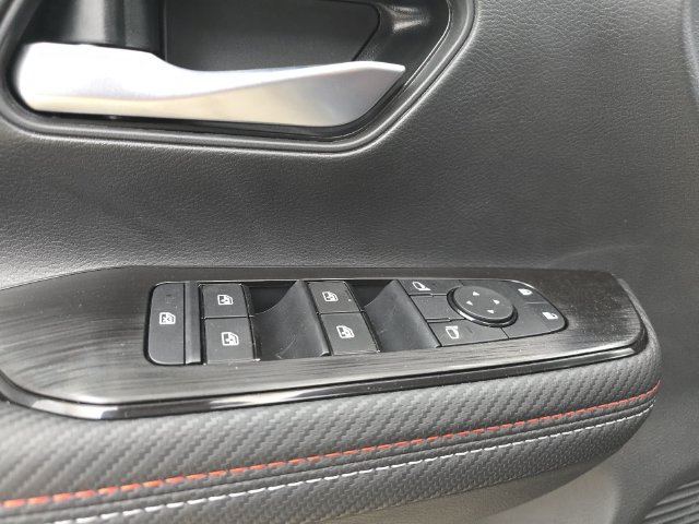 New 2027 Nissan Kicks SR w/ SR Premium Package FWD image 28