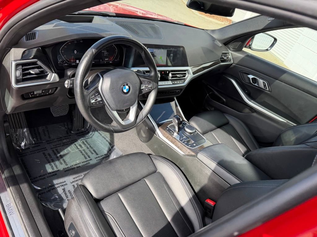 Used 2022 BMW 330i Sedan w/ Premium Package image 2