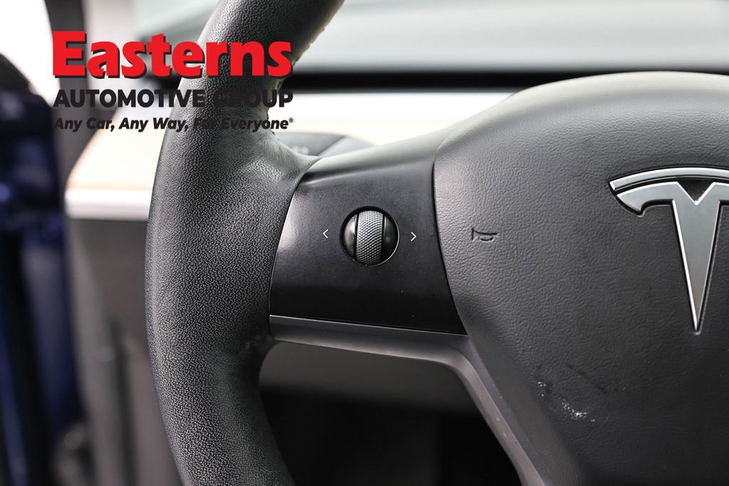 Used 2021 Tesla Model Y Performance image 15