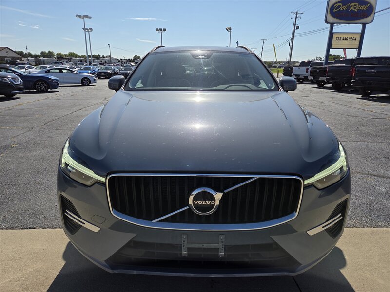 Used 2022 Volvo XC60 B5 Momentum AWD/4WD image 8