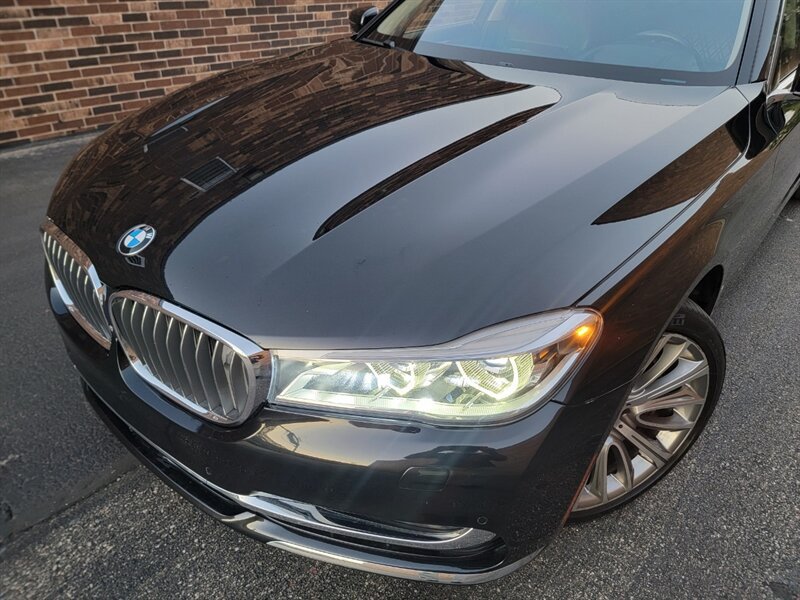 Used 2017 BMW 750Li xDrive AWD/4WD image 36
