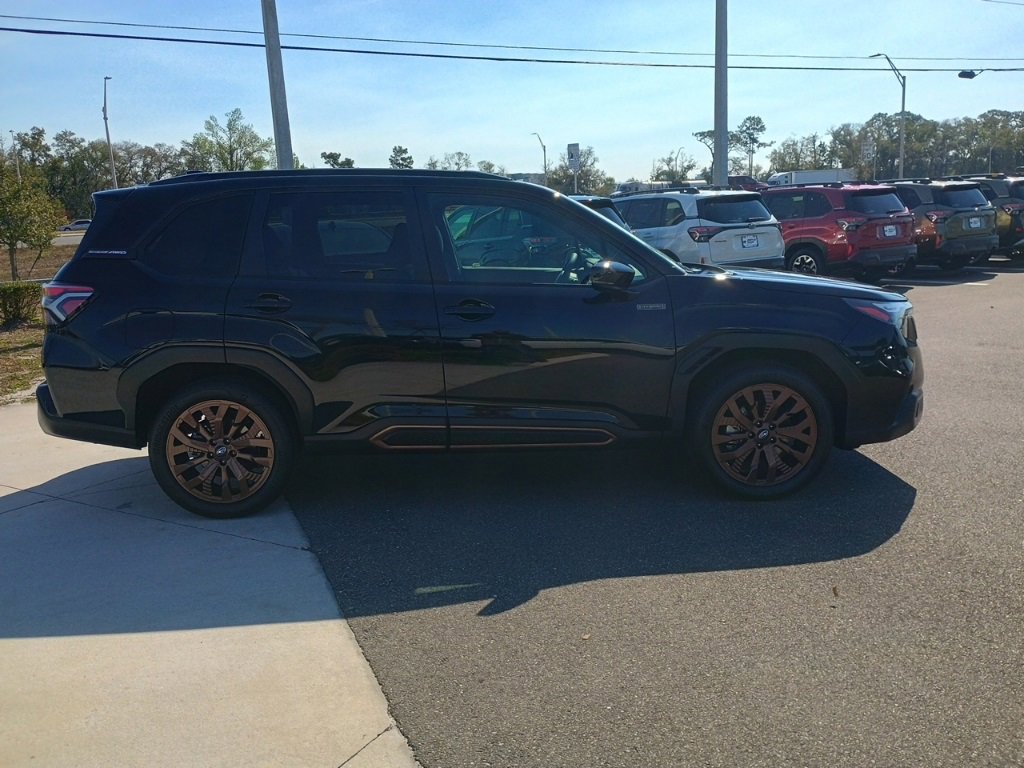 Used 2025 Subaru Forester Sport w/ Popular Package image 4