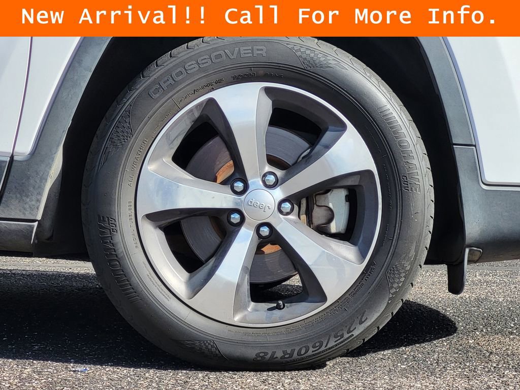 Used 2019 Jeep Cherokee Limited image 9