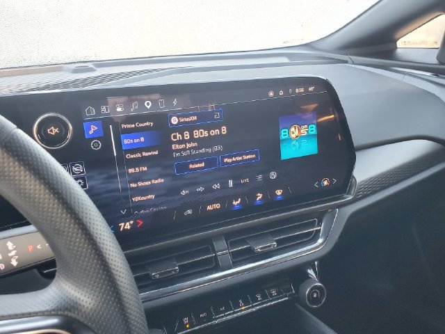 Certified 2025 Chevrolet Equinox EV LT FWD image 28