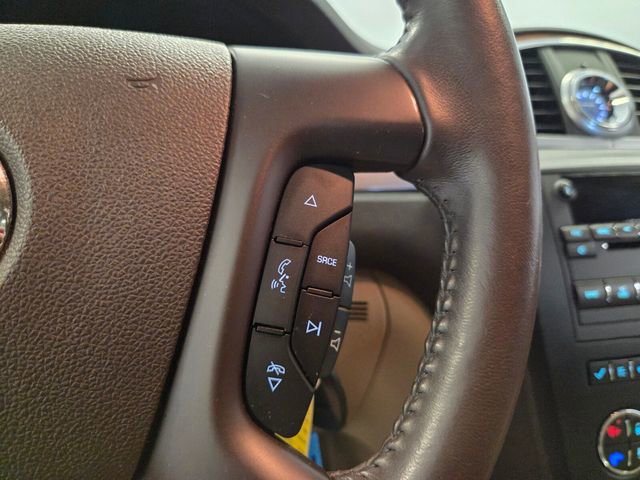 Used 2011 Buick Enclave CXL FWD image 24