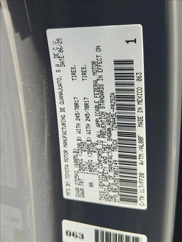 Certified 2025 Toyota Tacoma SR5 image 28