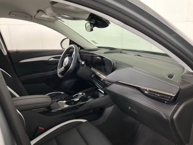 Used 2025 Buick Envision Sport Touring image 31