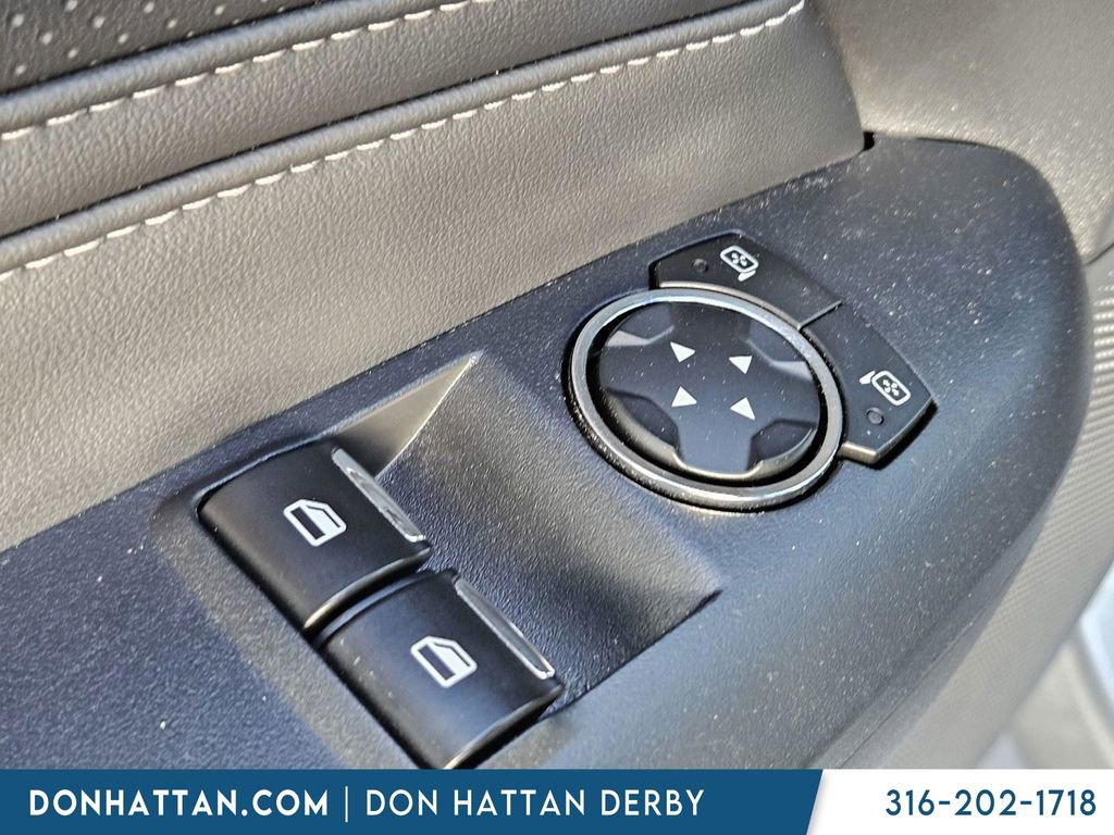 Used 2025 Ford Mustang Premium RWD image 5