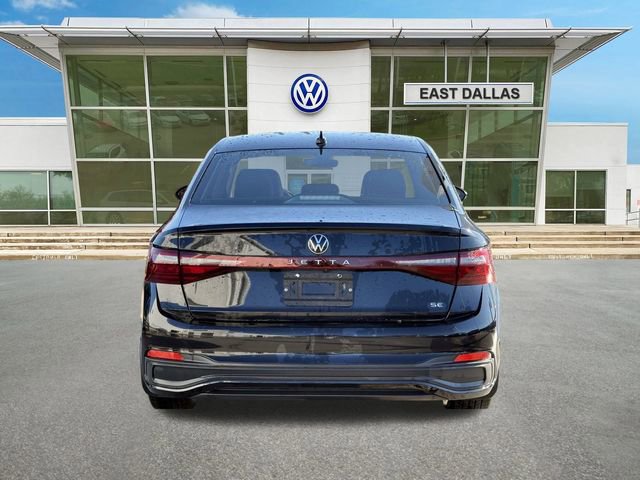 Used 2025 Volkswagen Jetta SE image 4