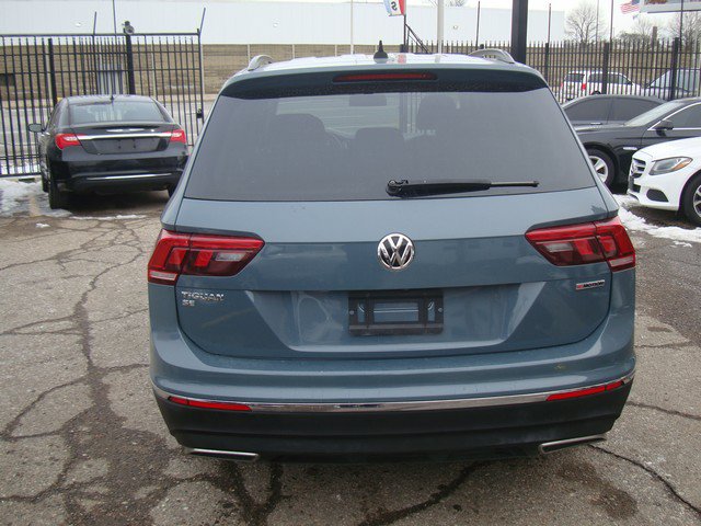 Used 2020 Volkswagen Tiguan SE AWD/4WD image 4