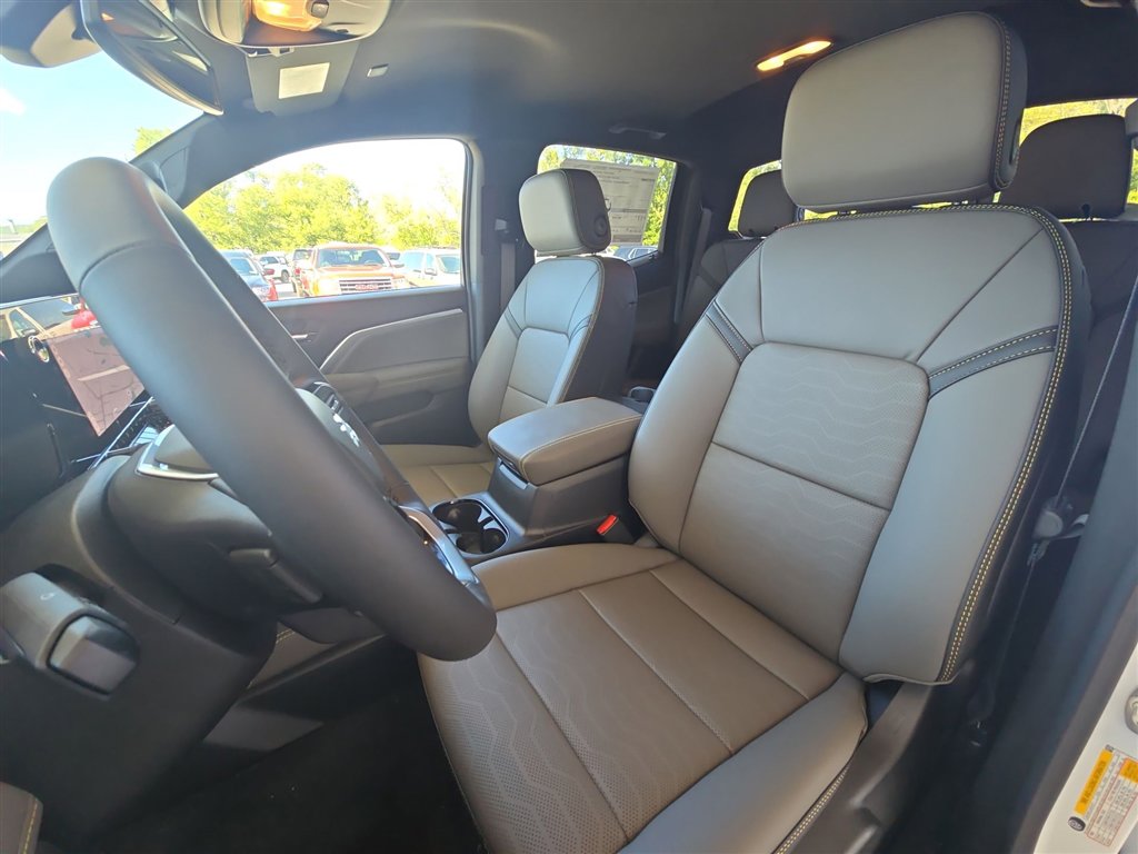 New 2026 Chevrolet Colorado ZR2 image 19