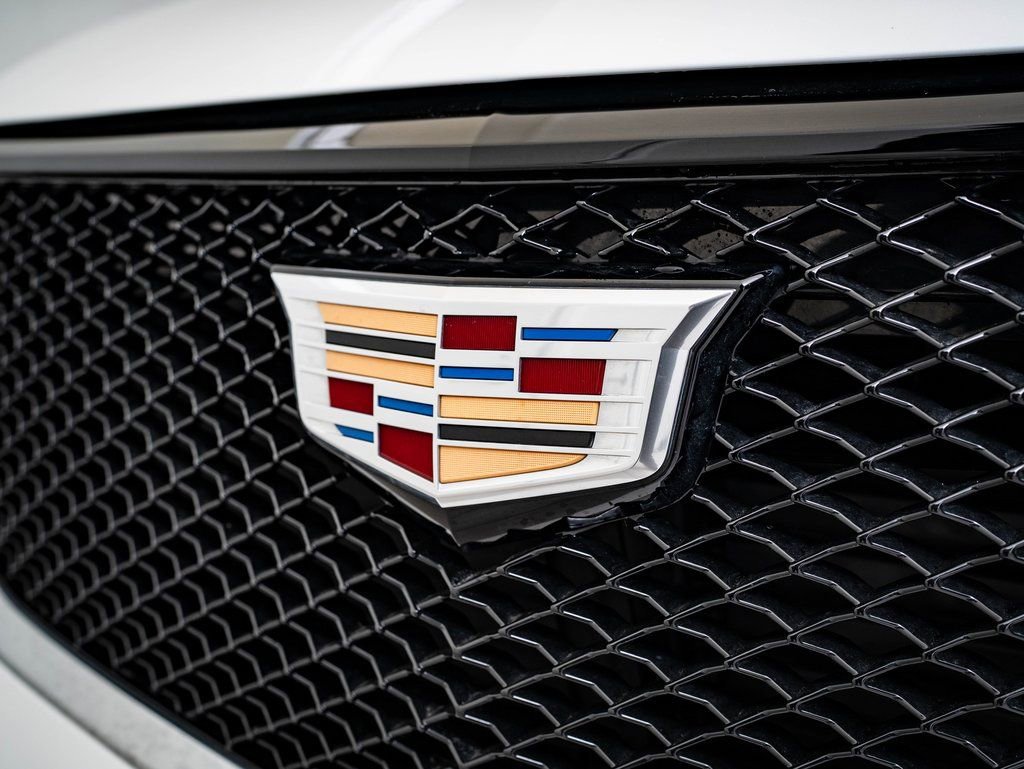 Used 2023 Cadillac XT6 Sport image 3