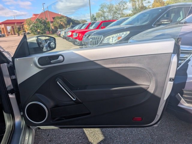 Used 2015 Volkswagen Beetle 1.8T image 18