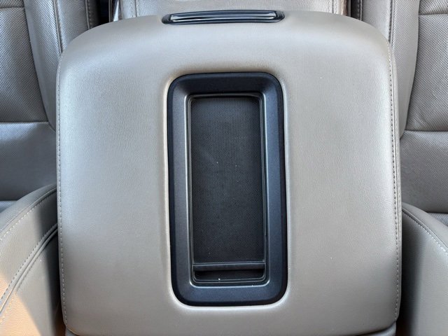 Used 2018 GMC Yukon SLT w/ Premium Edition image 27