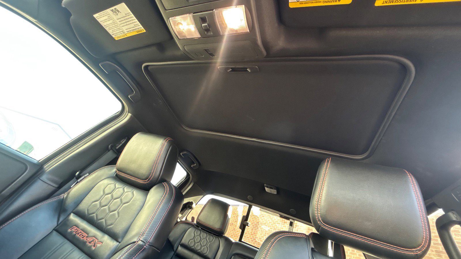 Used 2023 Nissan Frontier PRO-4X w/ Pro-4X Premium Package image 55