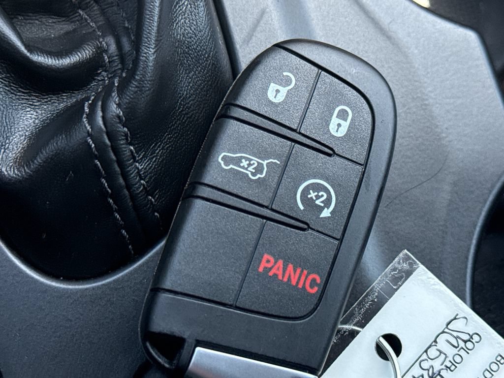 Used 2025 Dodge Durango R/T AWD/4WD image 39