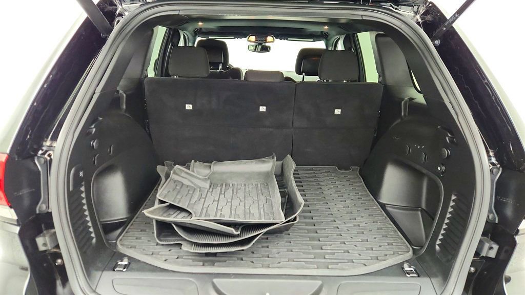 Used 2021 Jeep Grand Cherokee Freedom Edition image 24