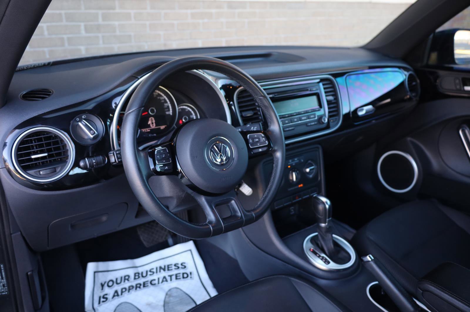 Used 2015 Volkswagen Beetle 1.8T FWD image 13