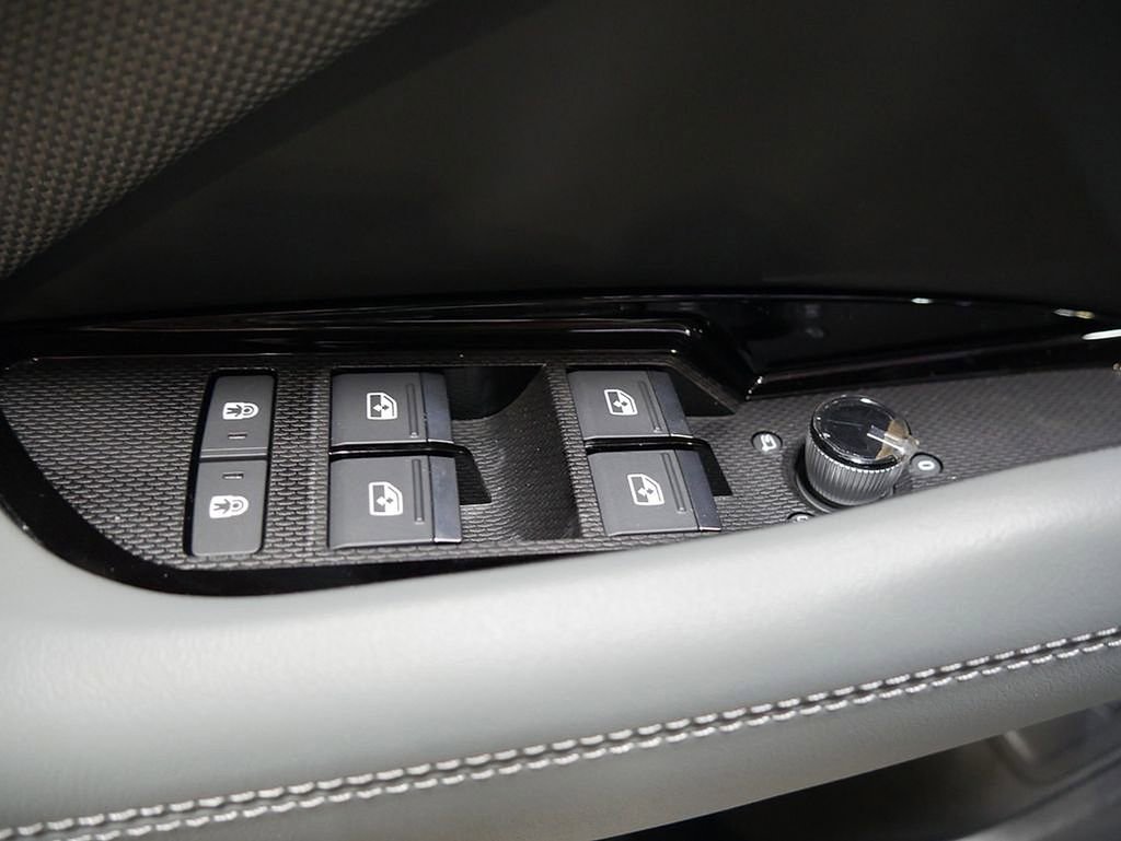 New 2026 Audi Q3 quattro 2.0T AWD/4WD image 18