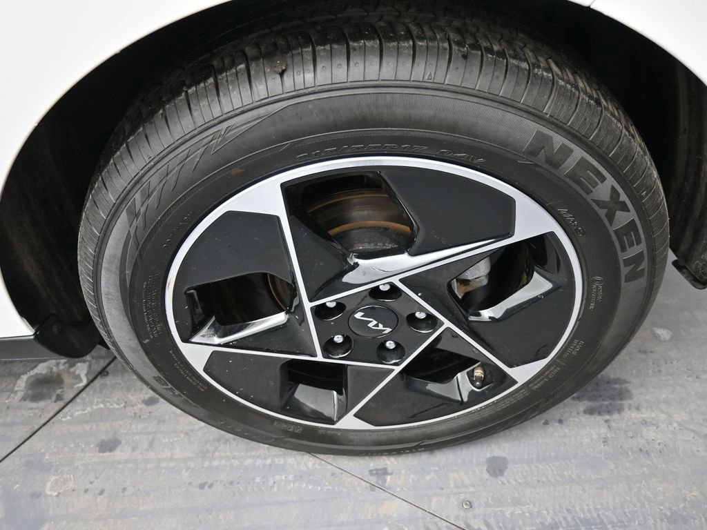 Certified 2023 Kia Soul EX image 15