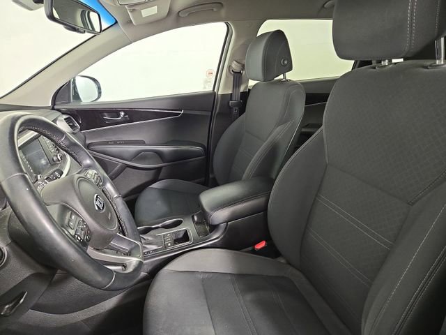 Used 2017 Kia Sorento LX w/ LX Convenience Package image 14