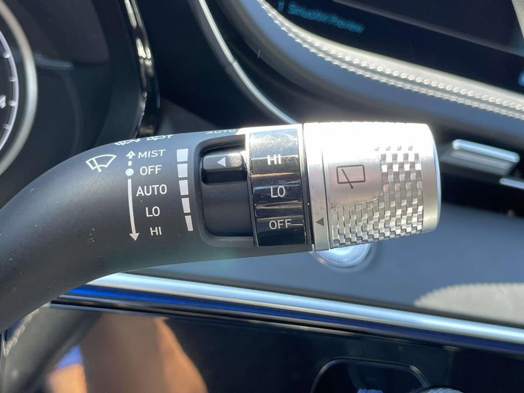 Certified 2024 Genesis GV70 3.5T Sport w/ Sport Advanced Package image 24