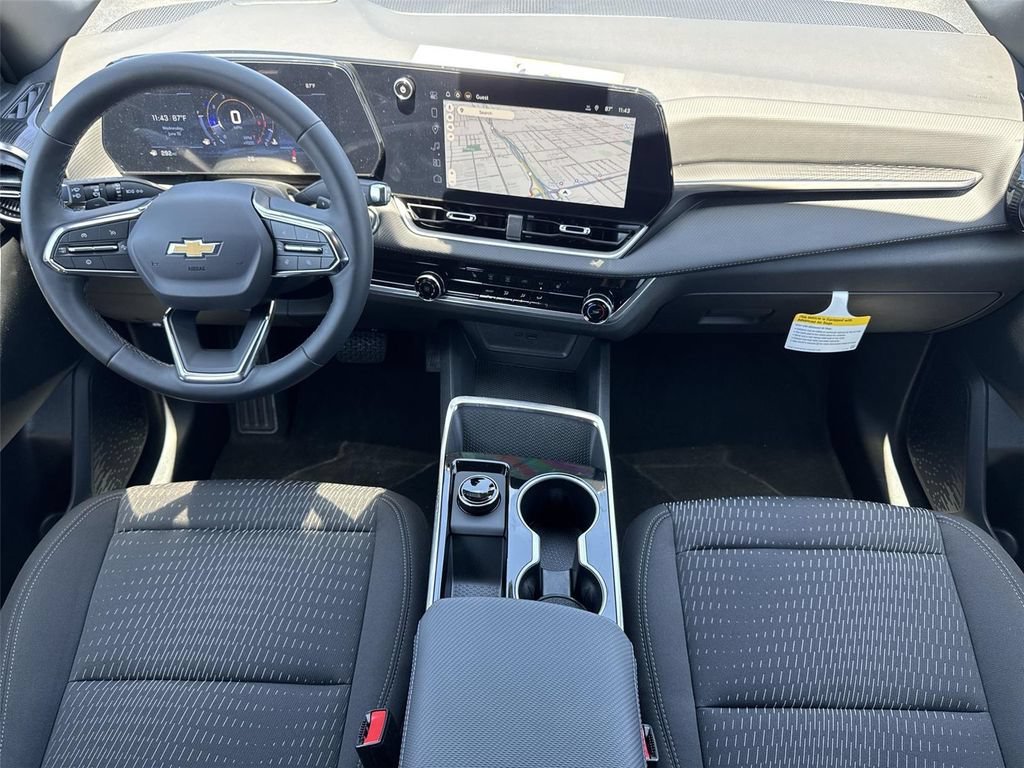 New 2026 Chevrolet Equinox LT w/ Safety and Technology Package FWD image 9