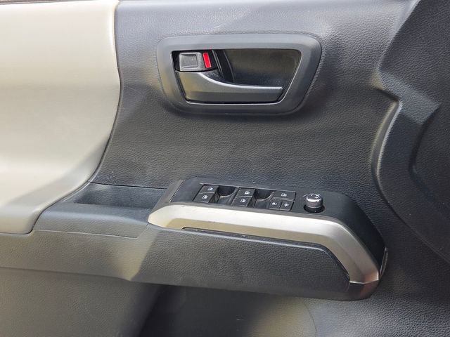 Used 2018 Toyota Tacoma SR5 image 27