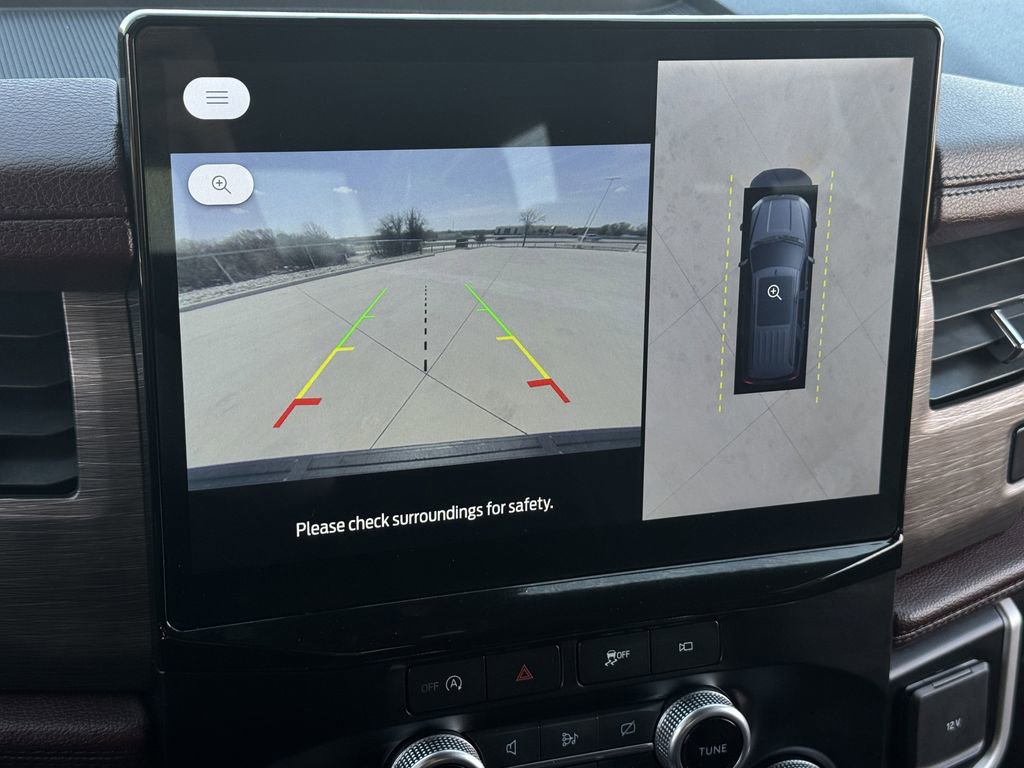 Used 2023 Ford Expedition Limited image 18