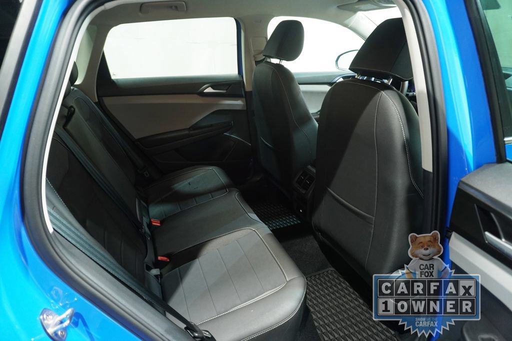 Used 2023 Volkswagen Taos SE AWD/4WD image 17