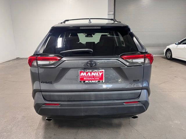 Used 2020 Toyota RAV4 XLE w/ Convenience Package image 4