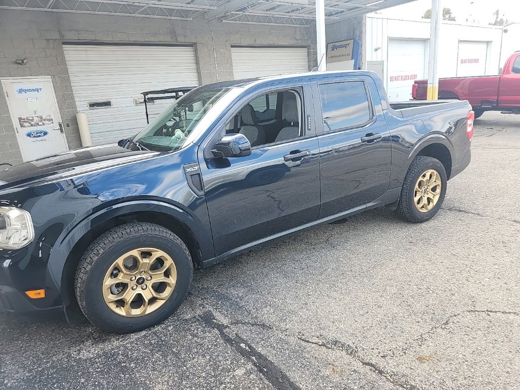 Certified 2022 Ford Maverick XLT w/ Equipment Group 300A Standard