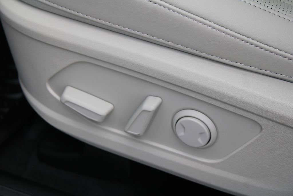 New 2026 Kia Sorento S image 22