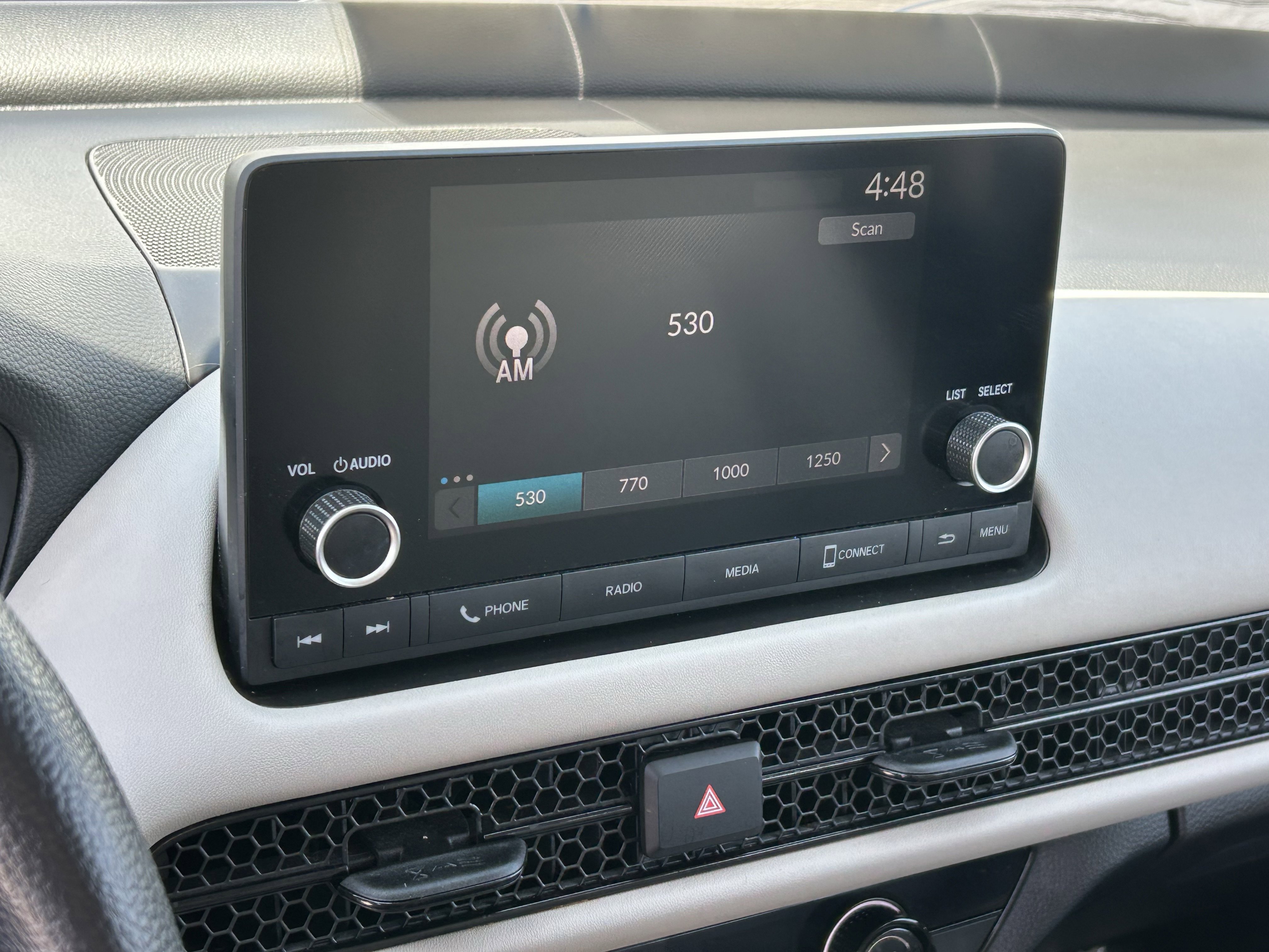 Certified 2024 Honda HR-V LX image 18